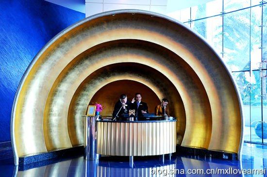 世界唯一的七星级酒店 迪拜用黄金打造奢华酒